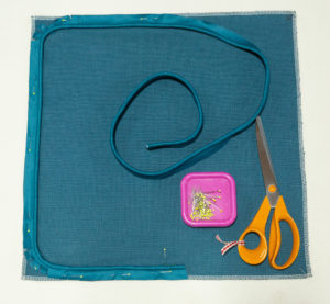 ONLINE Cushion Making Course Square Cushion with Piping & Zip