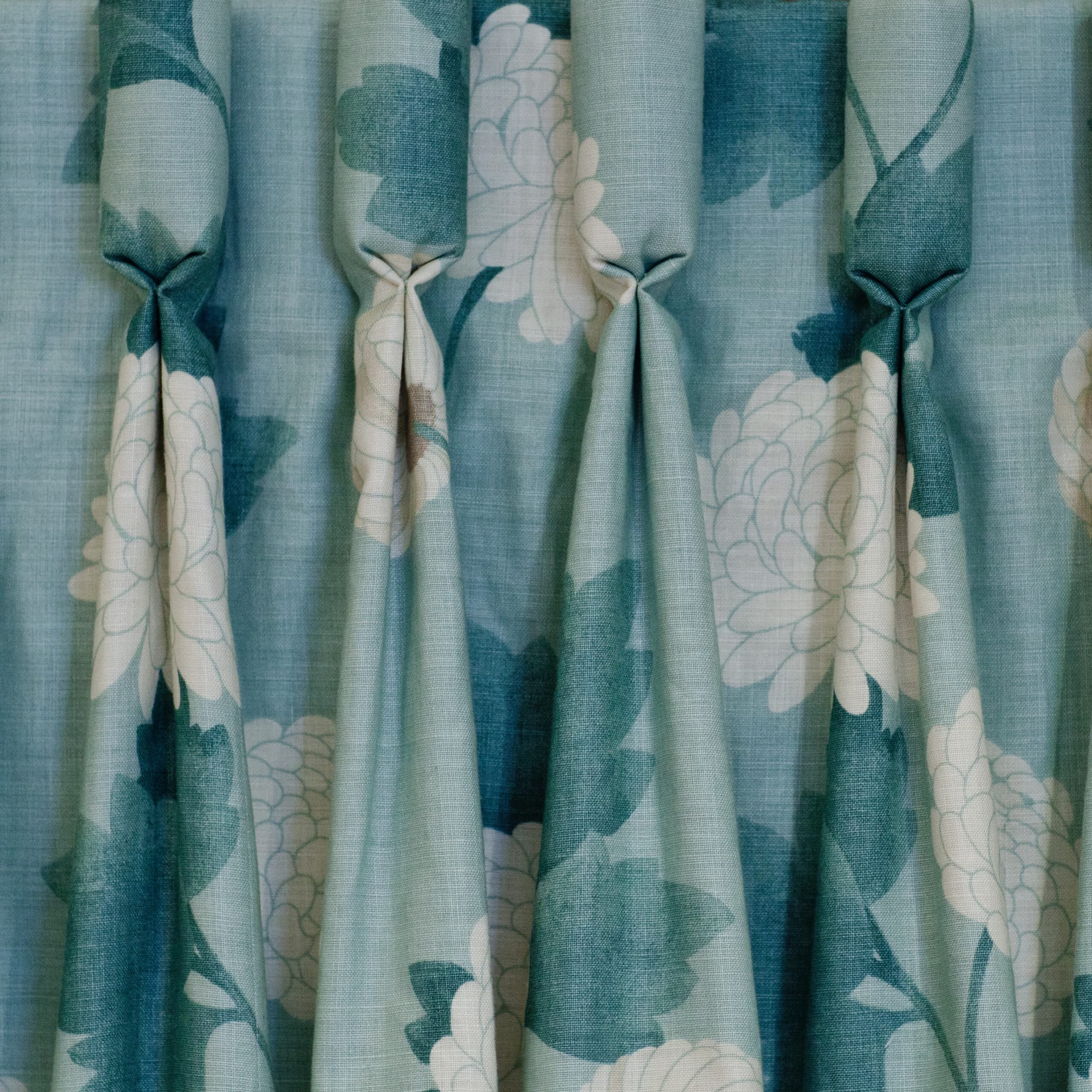 ONLINE <strong>DIPLOMA</strong> Professional Curtain Making & Soft Furnishings