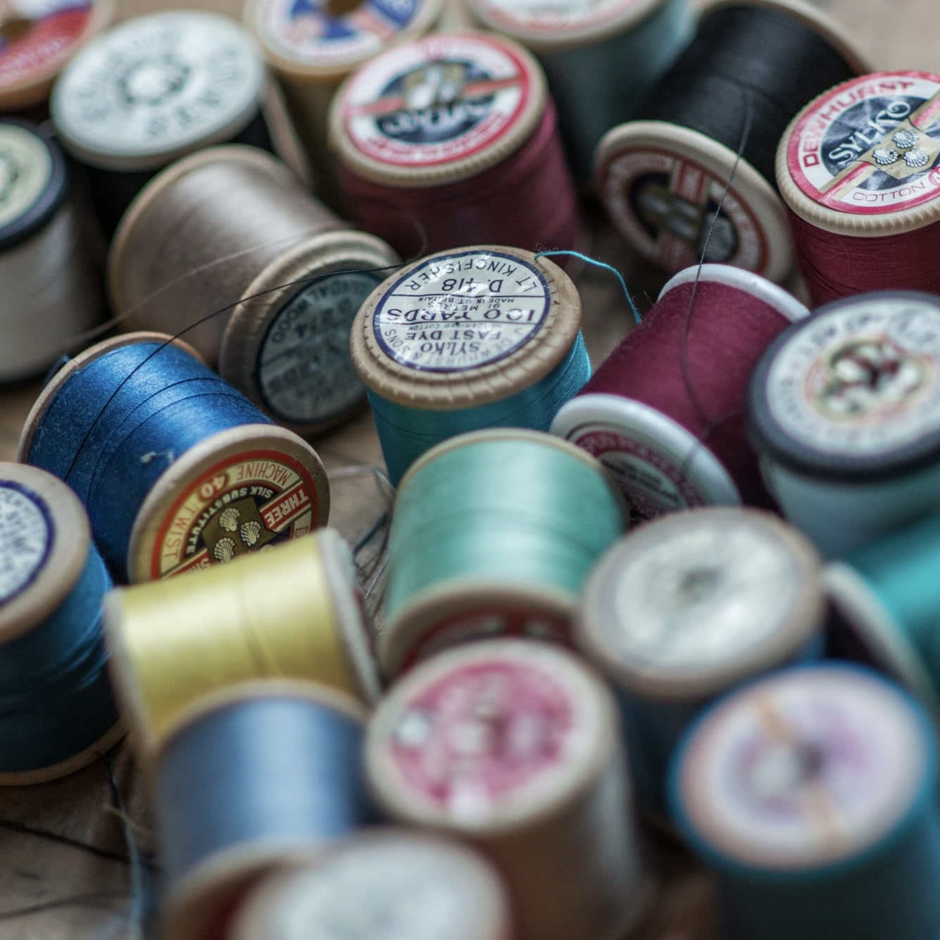 ONLINE <strong>DIPLOMA & MENTORSHIP</strong> Professional Curtain Making & Soft Furnishings